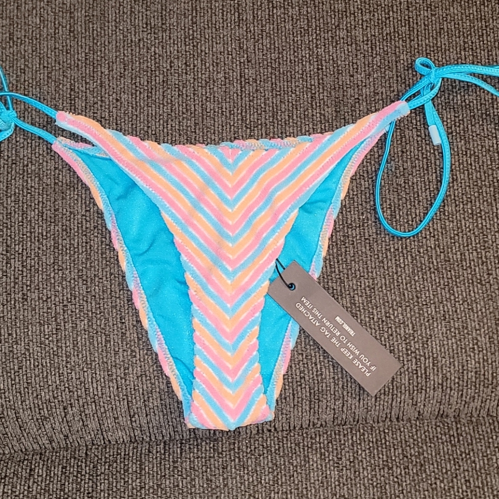 Sherbert string bottom